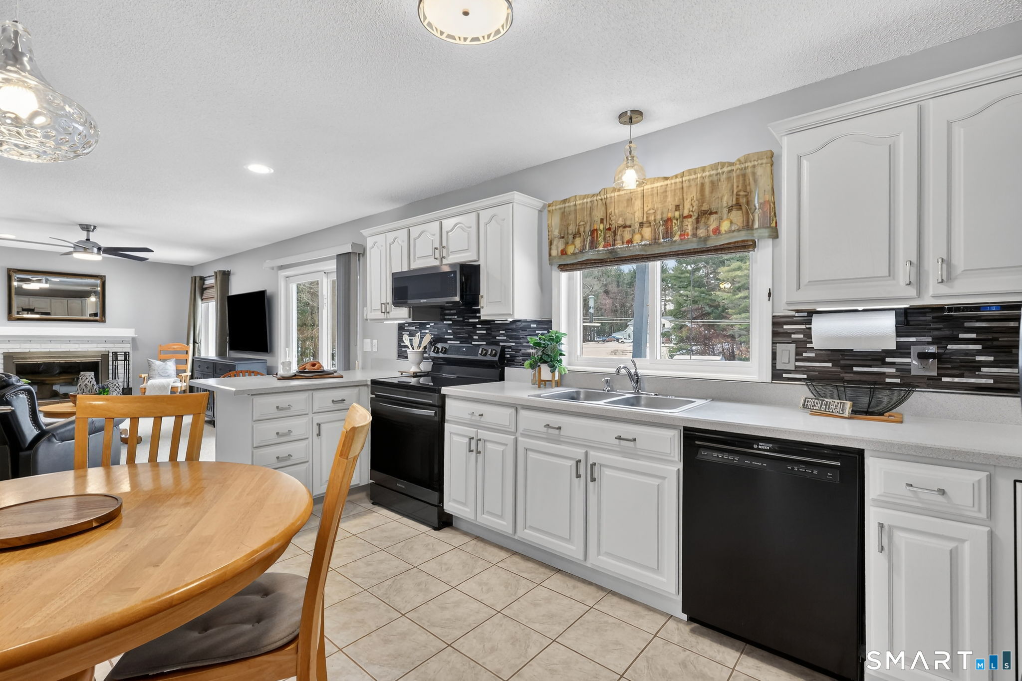 14 Bridle Path East Windsor CT 06016