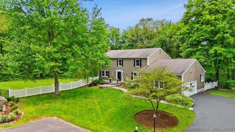 7 Roscrea Place Weston CT 06883