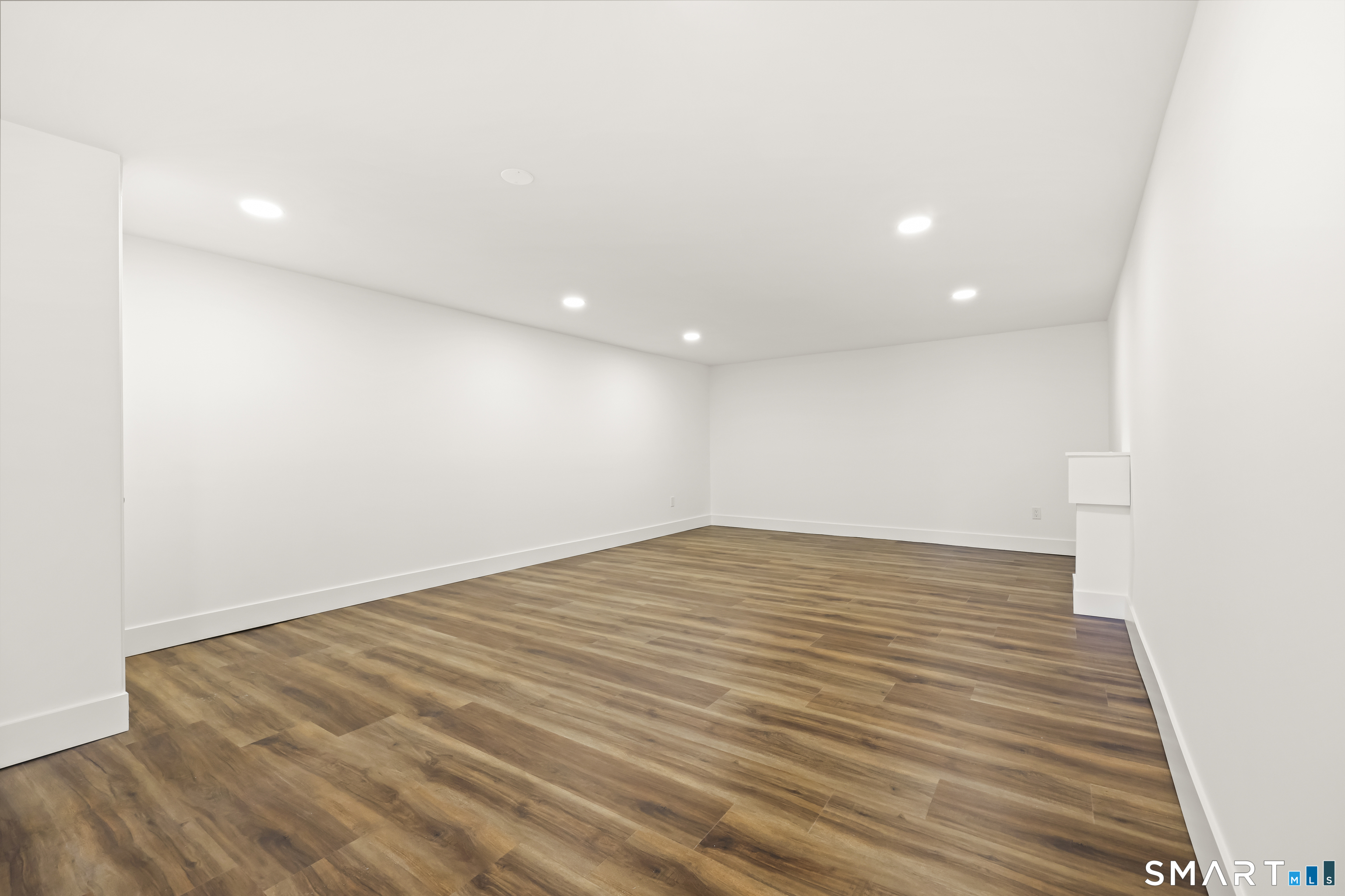 53 West Hill Circle Stamford CT 06902