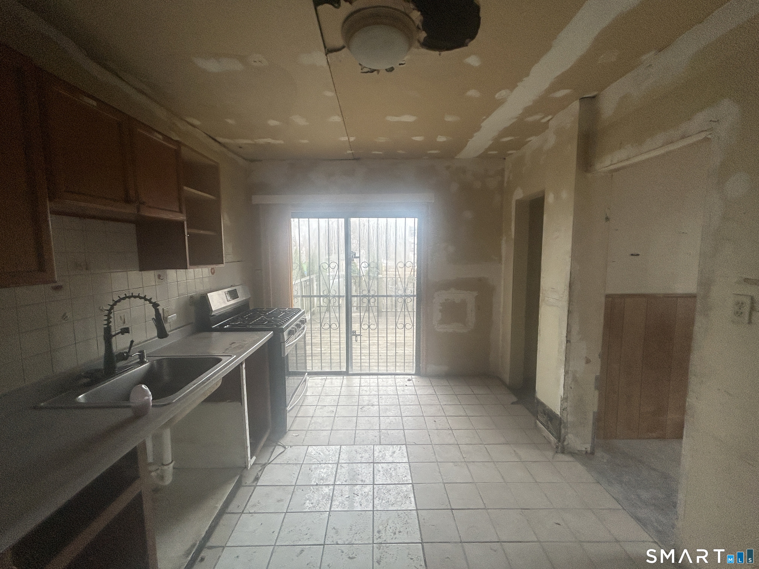 500 Dewey Street Bridgeport CT 06605