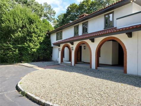 120 Deerfield Drive Easton CT 06612
