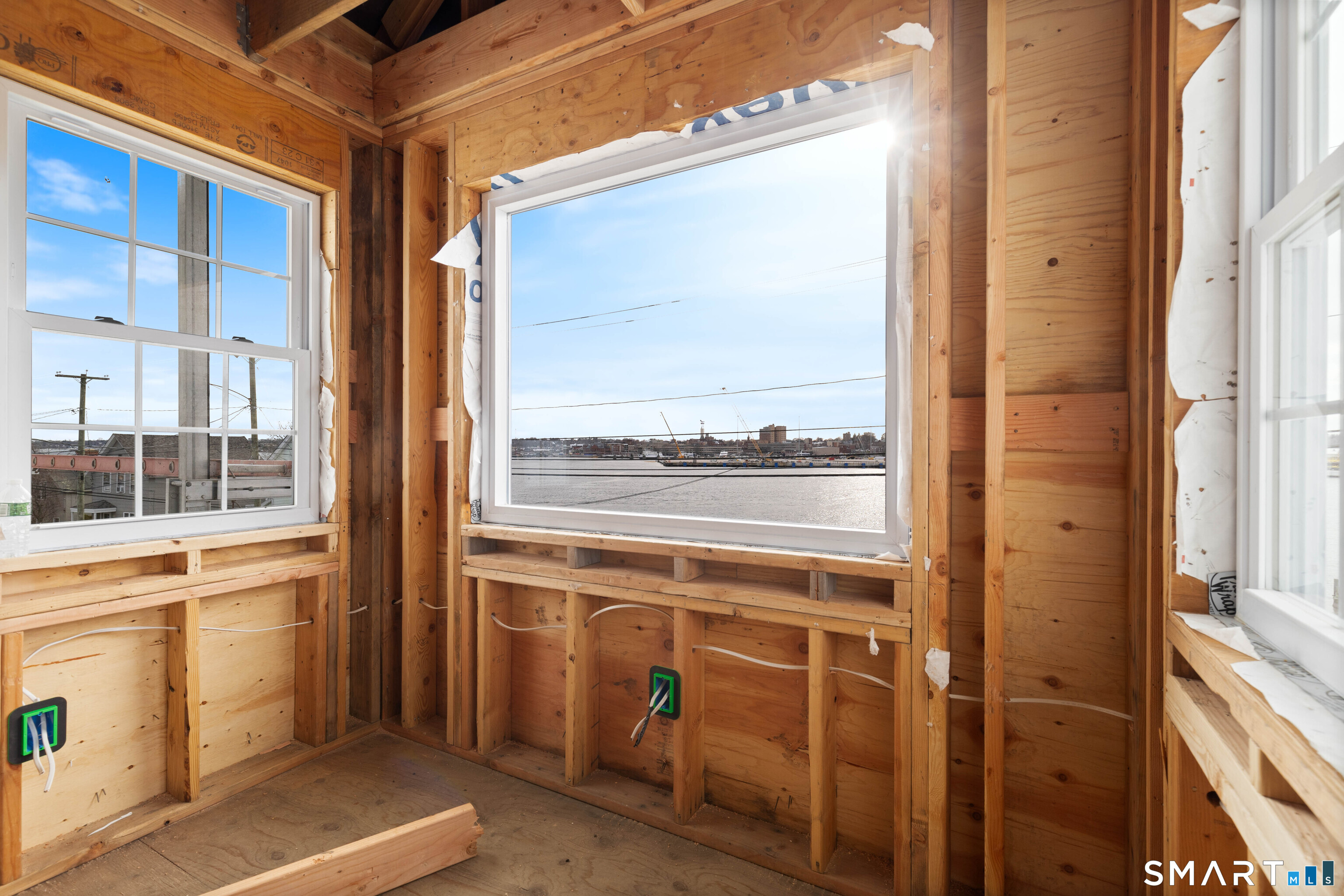 108 Thames Street Groton CT 06340