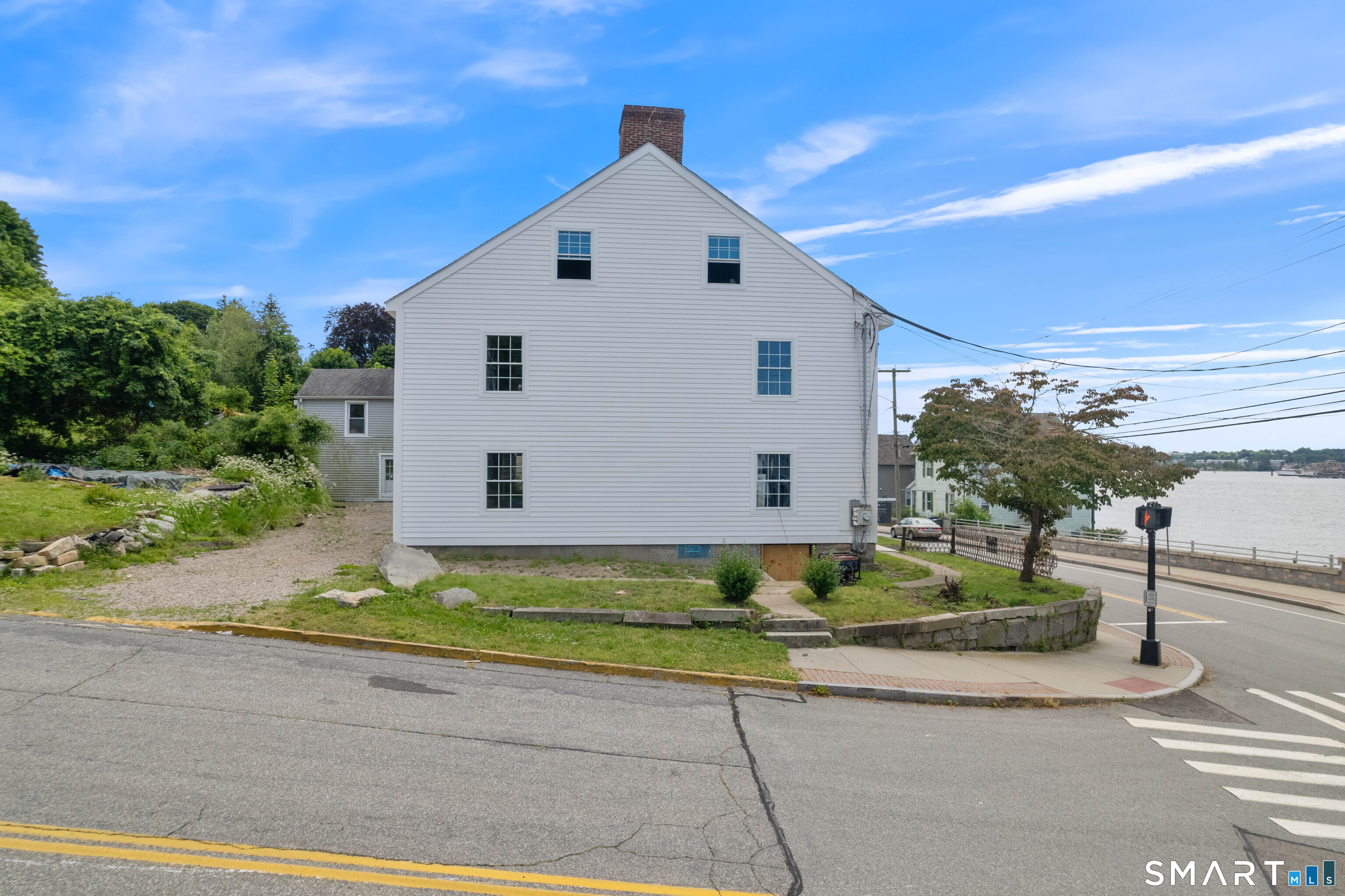 108 Thames Street Groton CT 06340