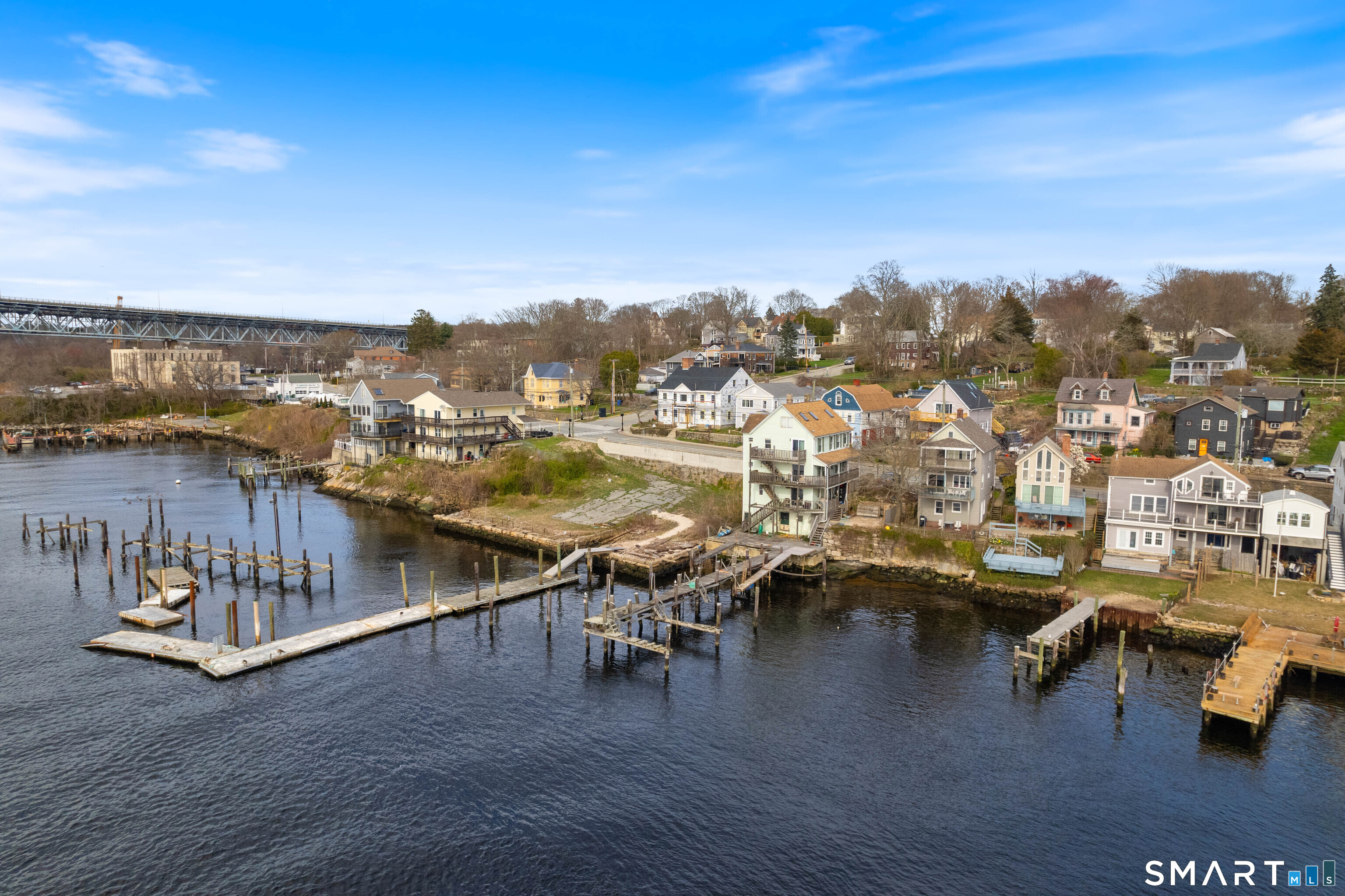 108 Thames Street Groton CT 06340