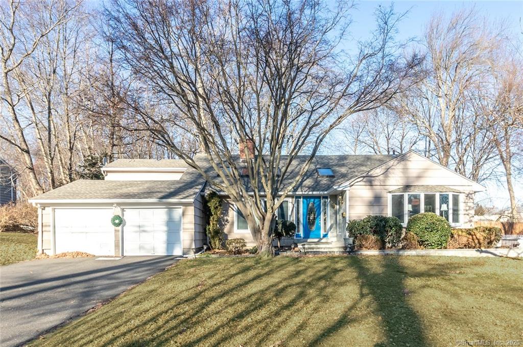 254 Woodside Circle Fairfield CT 06825