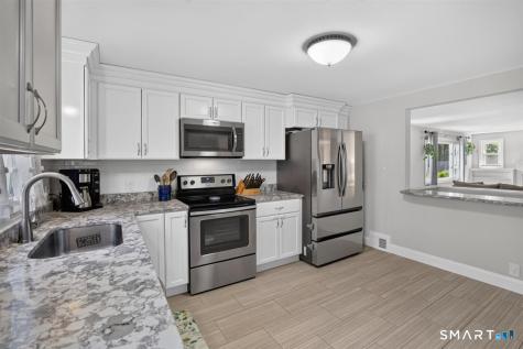 14 Gracewell Road Wethersfield CT 06109