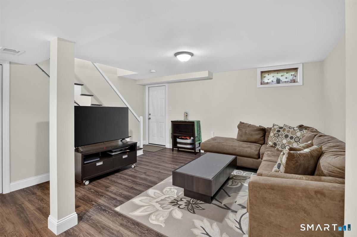 14 Gracewell Road Wethersfield CT 06109
