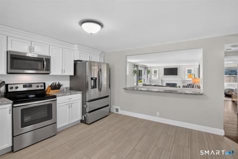 14 Gracewell Road Wethersfield CT 06109