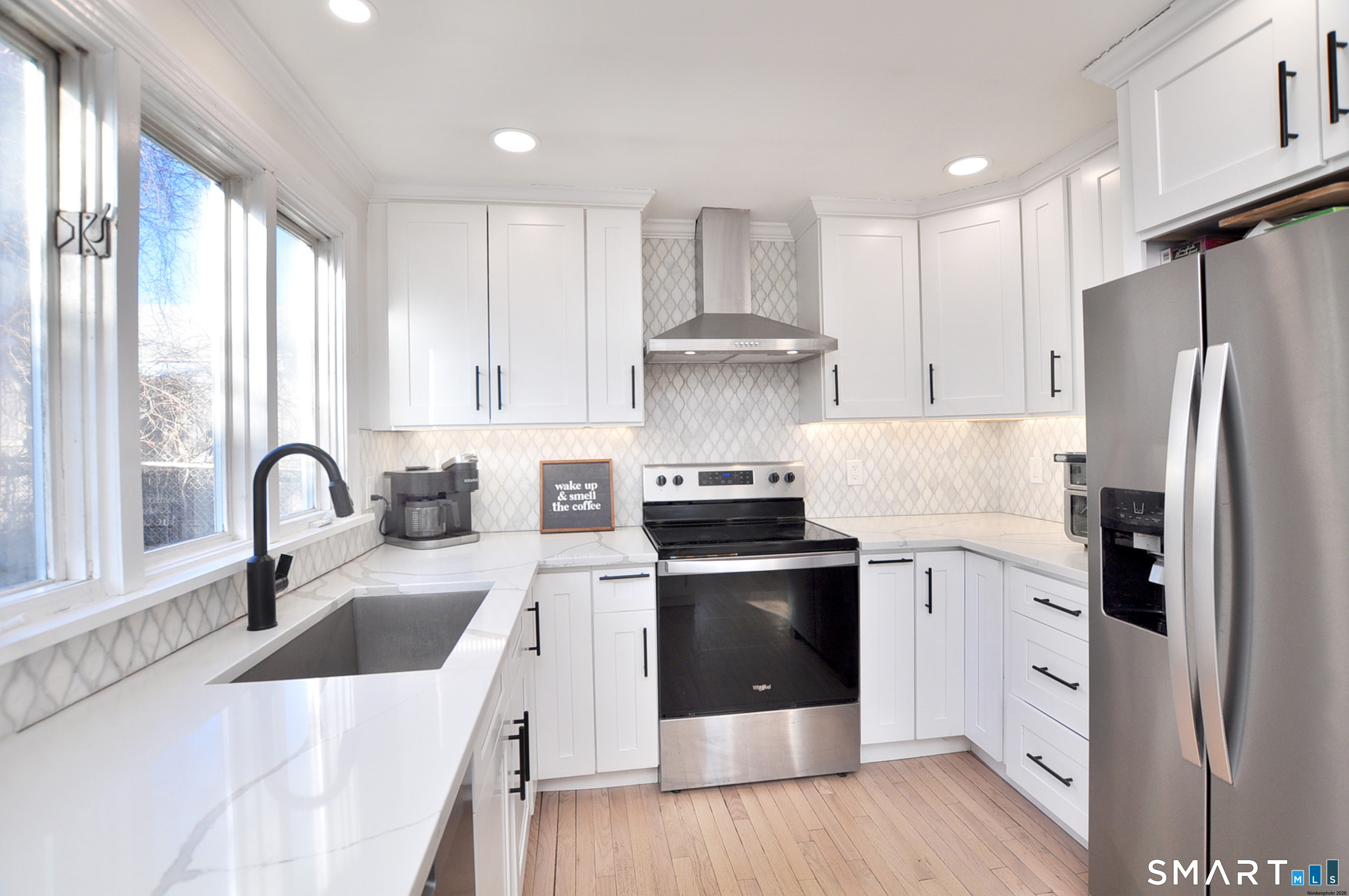 207 Hillcrest Road Bridgeport CT 06606