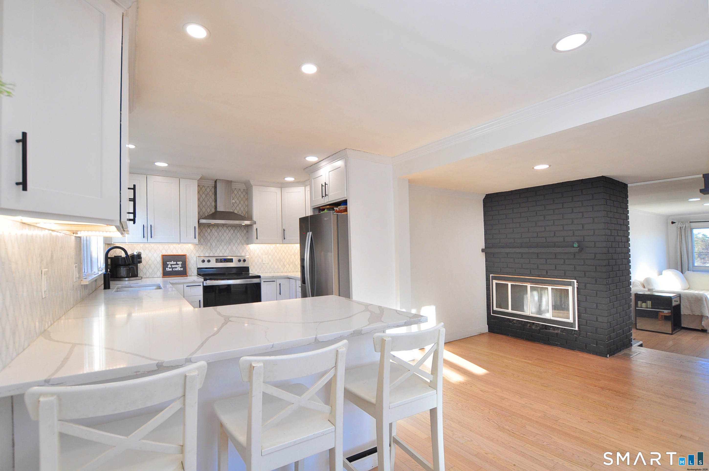 207 Hillcrest Road Bridgeport CT 06606