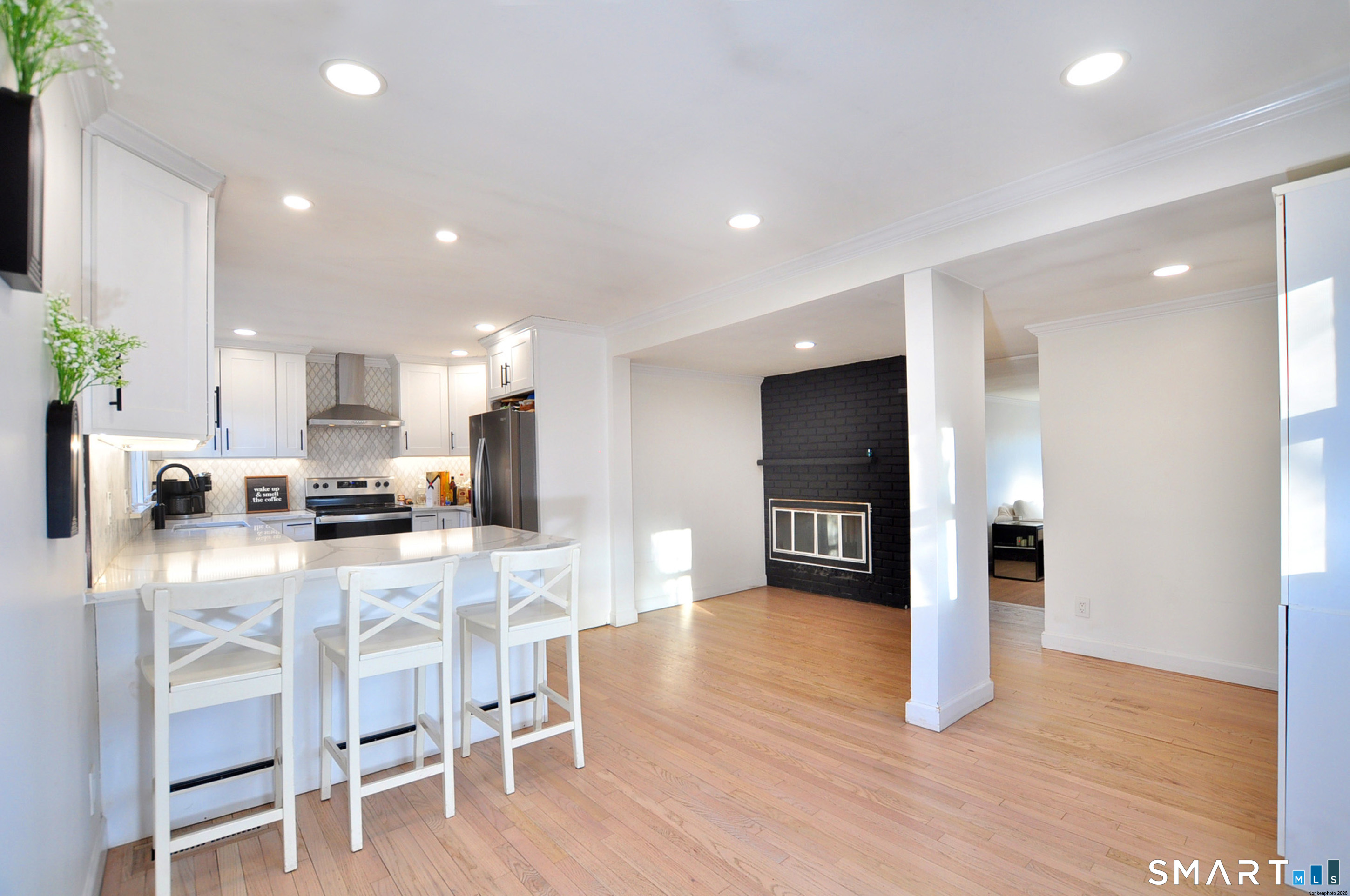 207 Hillcrest Road Bridgeport CT 06606