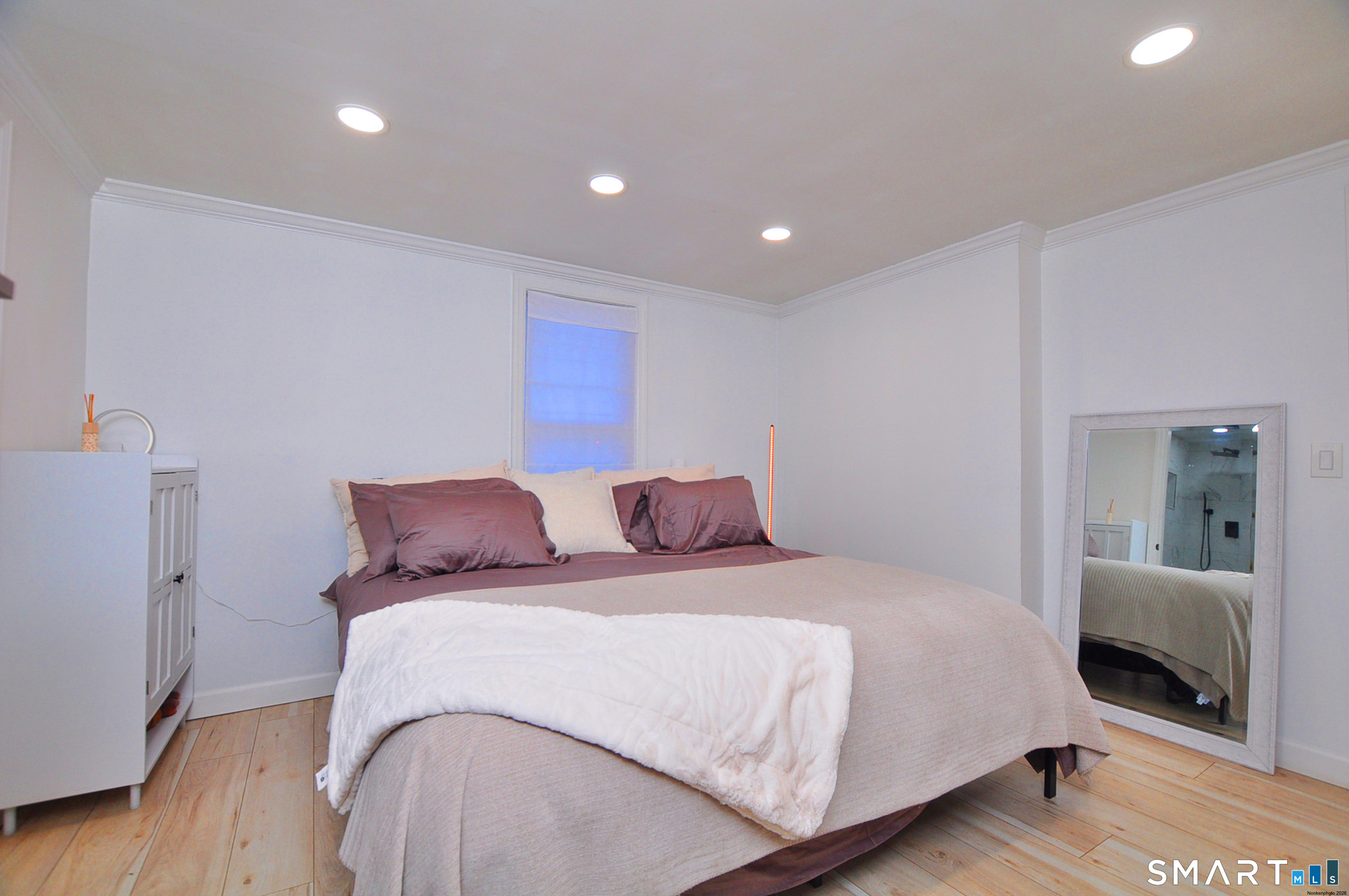 207 Hillcrest Road Bridgeport CT 06606