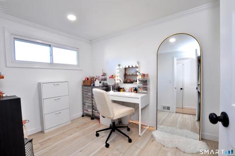 207 Hillcrest Road Bridgeport CT 06606