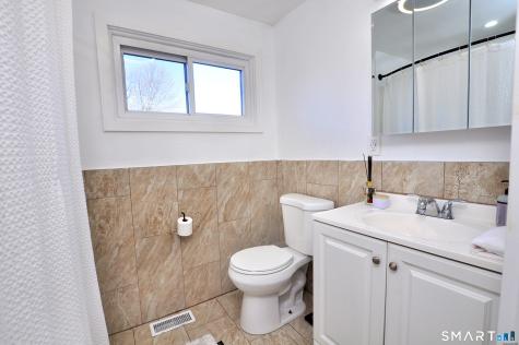 207 Hillcrest Road Bridgeport CT 06606