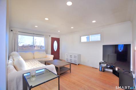 207 Hillcrest Road Bridgeport CT 06606
