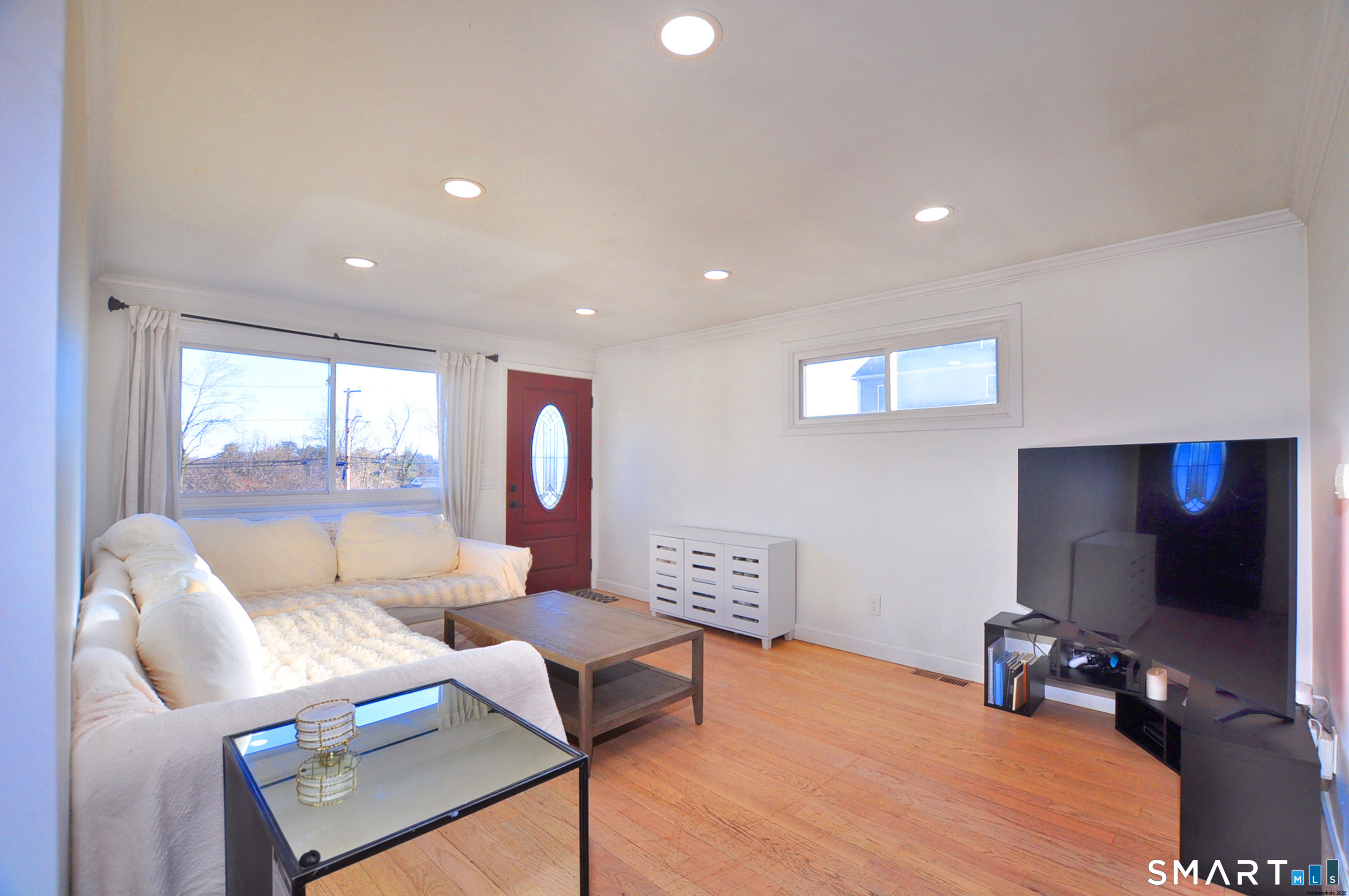 207 Hillcrest Road Bridgeport CT 06606