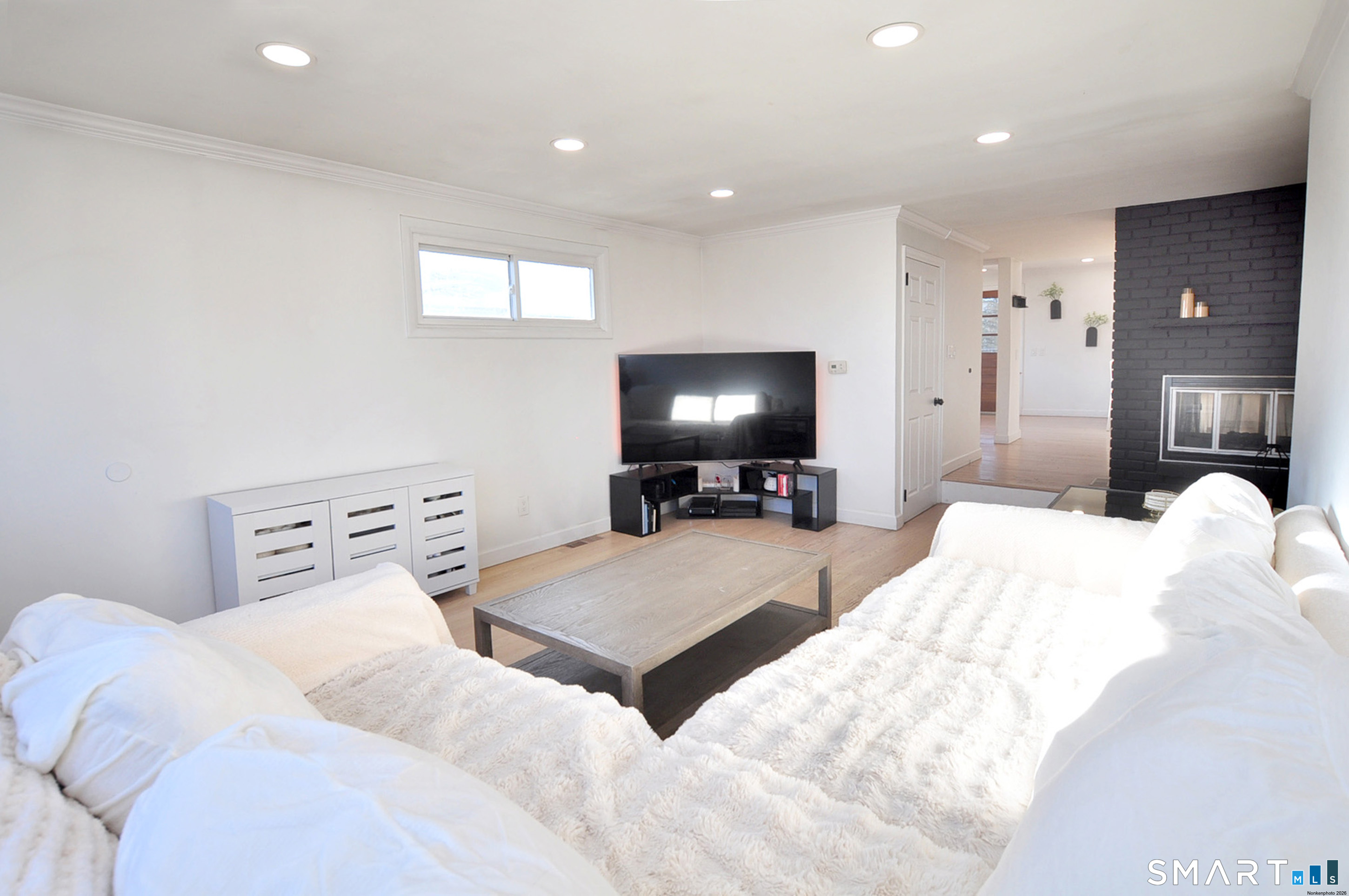 207 Hillcrest Road Bridgeport CT 06606