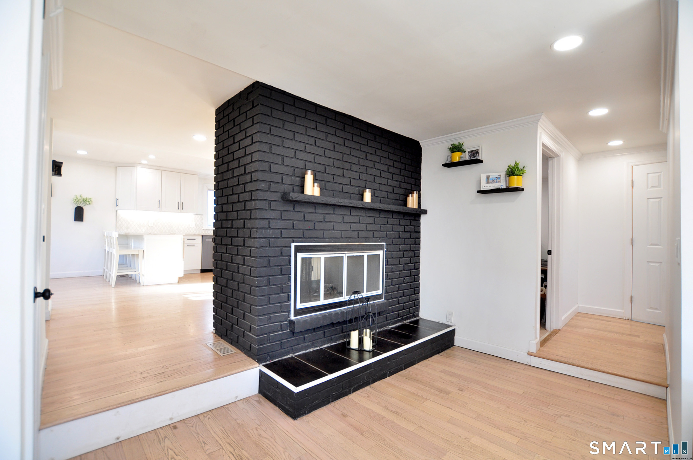 207 Hillcrest Road Bridgeport CT 06606