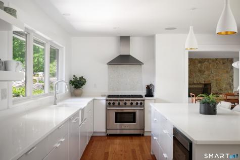 198 Woodchuck Road Stamford CT 06903
