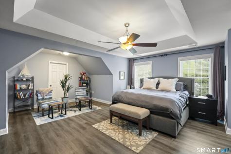 28 Hidden Oaks Drive Avon CT 06001