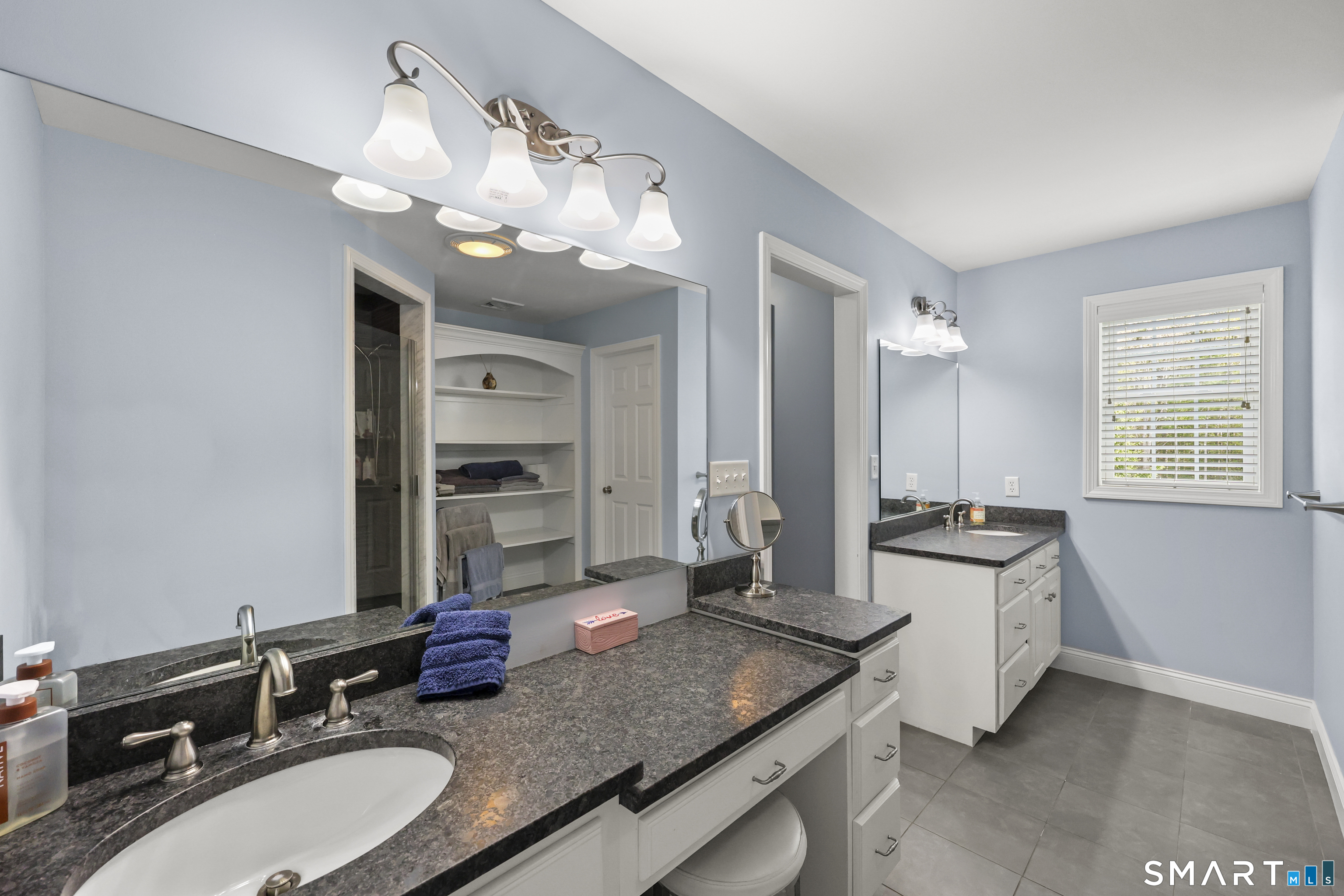 28 Hidden Oaks Drive Avon CT 06001