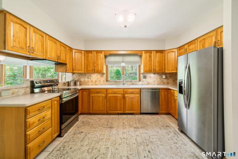 110 Bee Mountain Road Oxford CT 06478