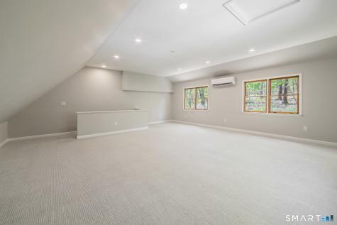 110 Bee Mountain Road Oxford CT 06478