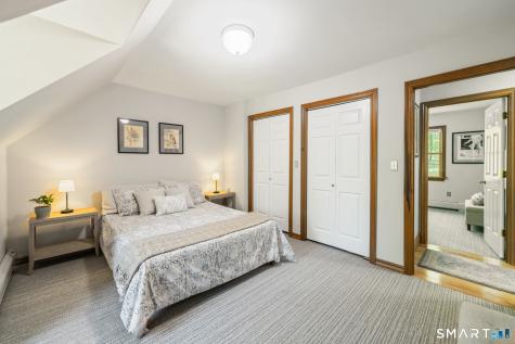 110 Bee Mountain Road Oxford CT 06478