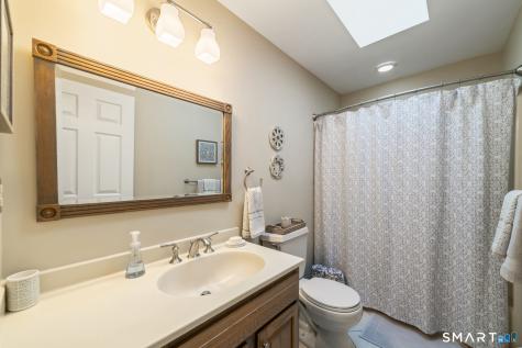 110 Bee Mountain Road Oxford CT 06478