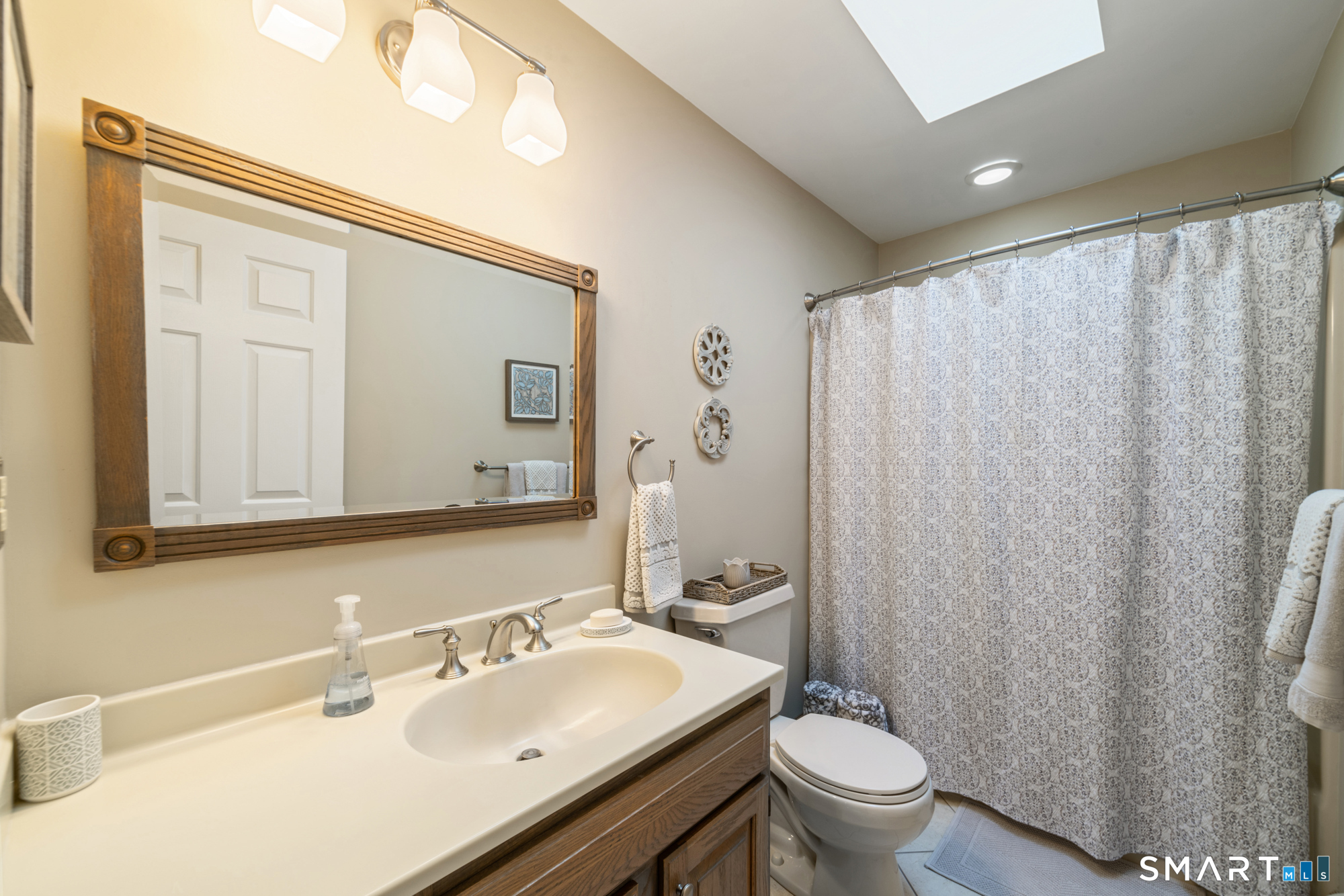 110 Bee Mountain Road Oxford CT 06478