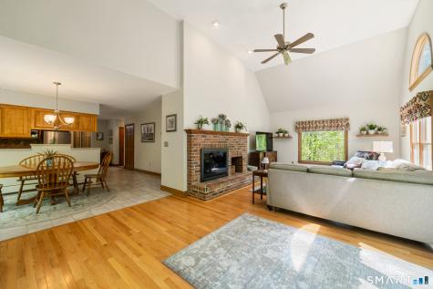 110 Bee Mountain Road Oxford CT 06478