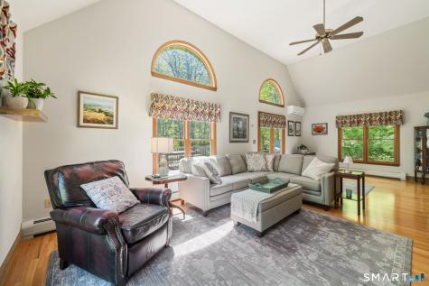 110 Bee Mountain Road Oxford CT 06478