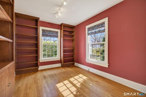 2095 Chapel Street New Haven CT 06515