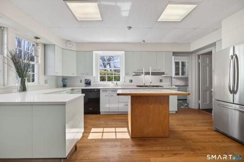 2095 Chapel Street New Haven CT 06515