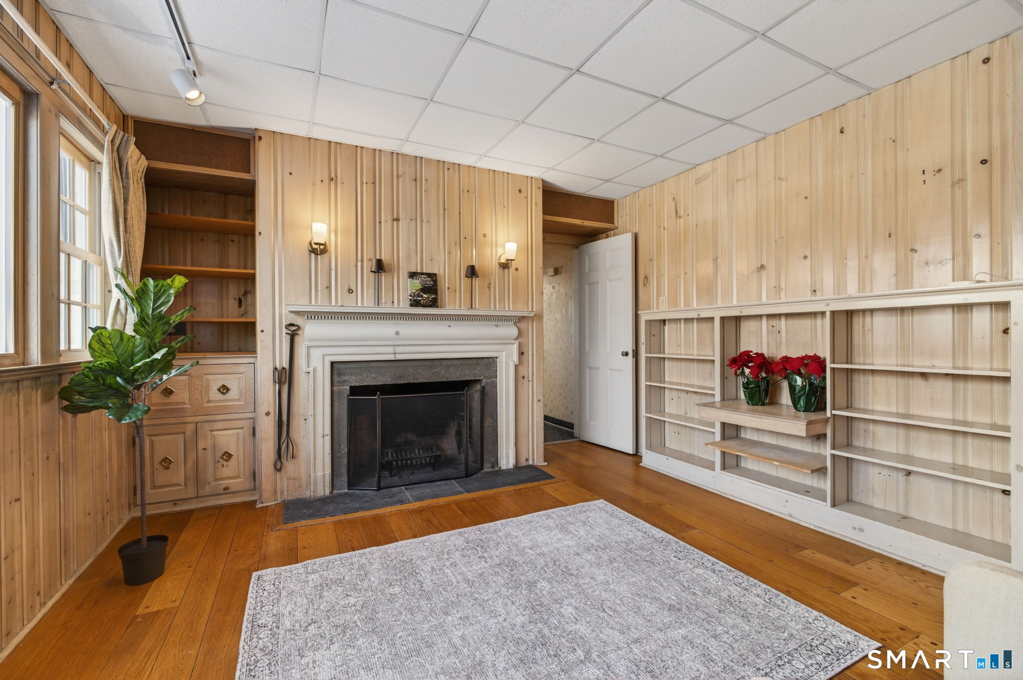 2095 Chapel Street New Haven CT 06515