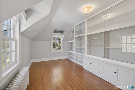 2095 Chapel Street New Haven CT 06515