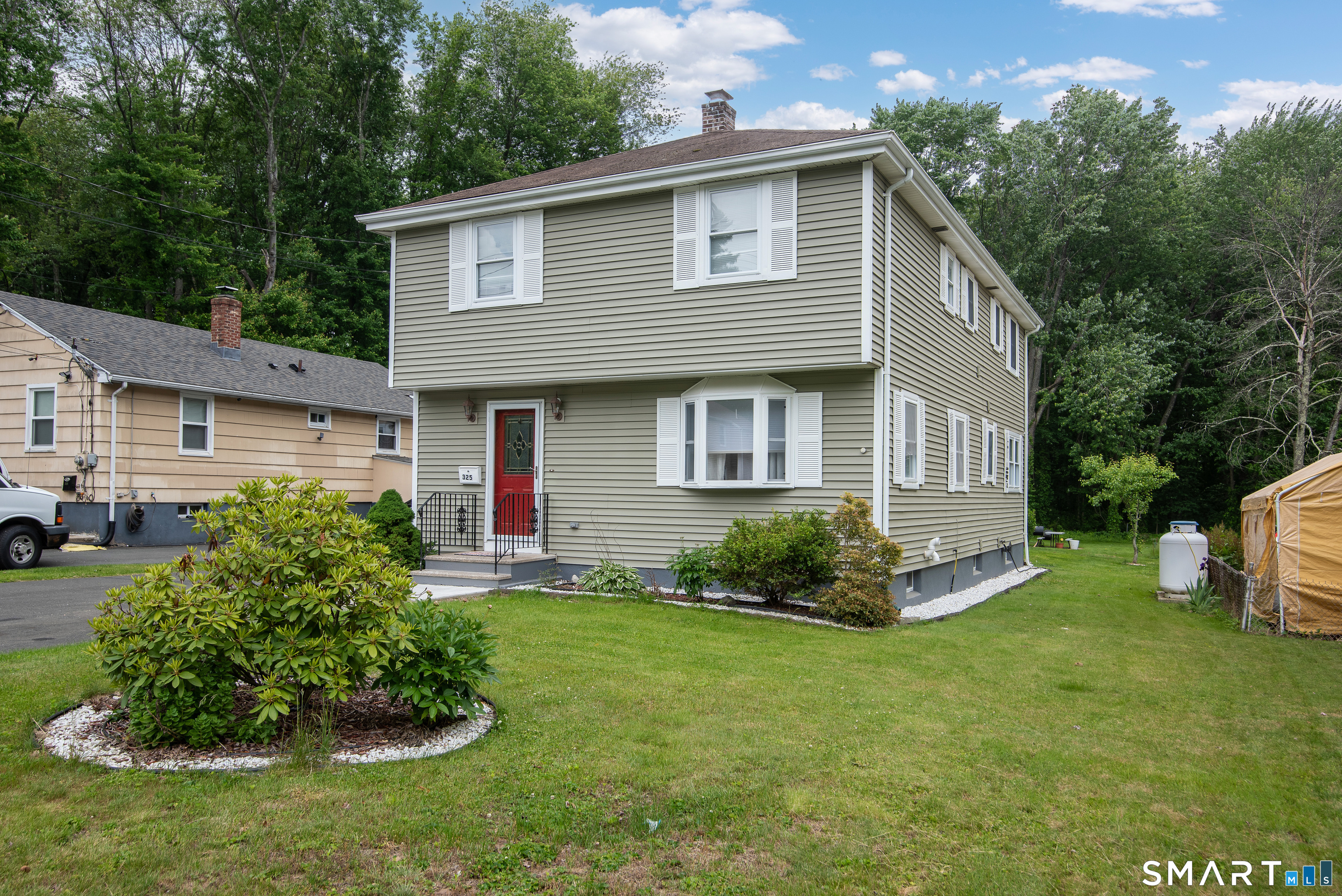 325 Rockwell Avenue Bloomfield CT 06002