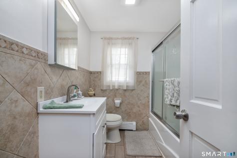 325 Rockwell Avenue Bloomfield CT 06002