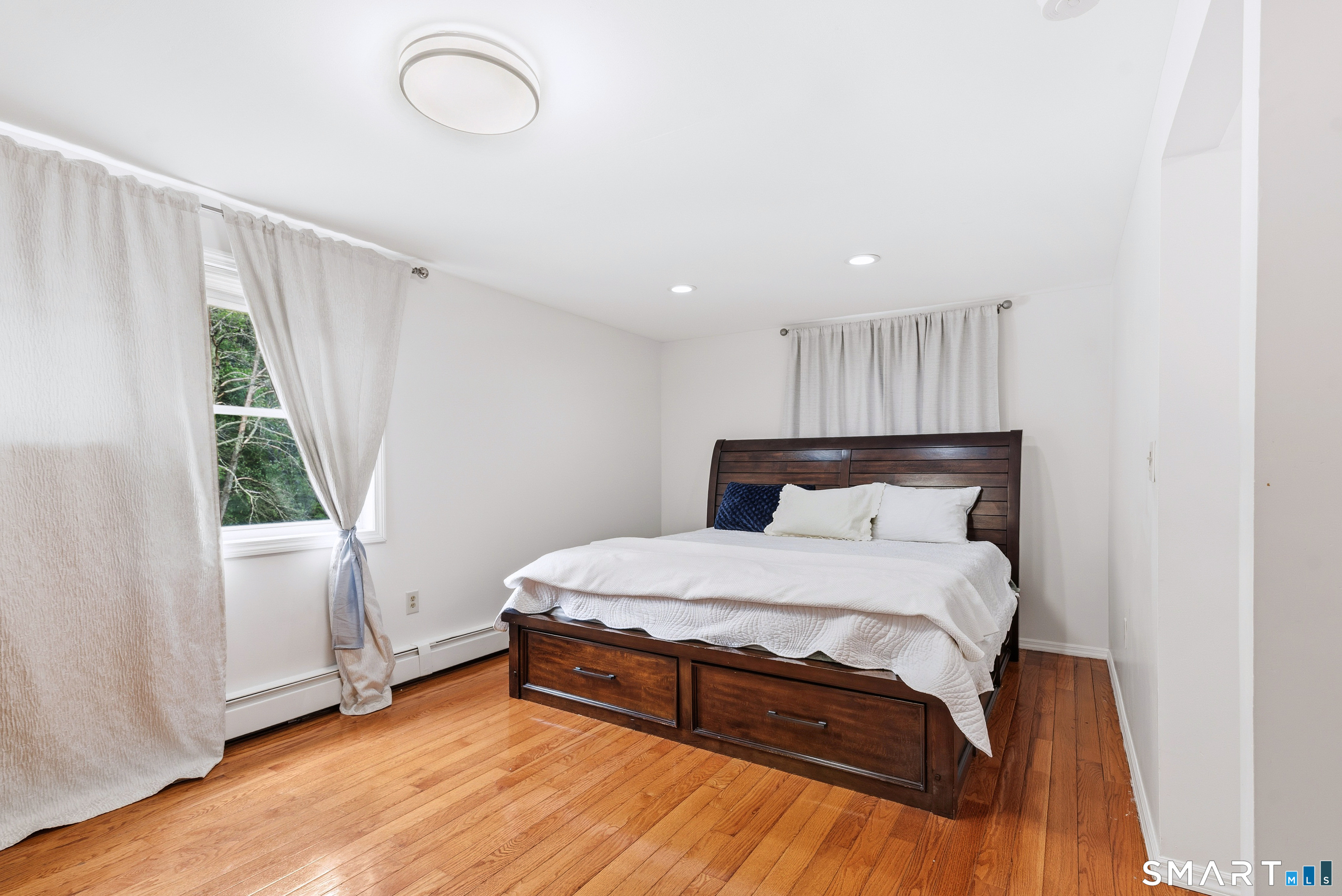 325 Rockwell Avenue Bloomfield CT 06002