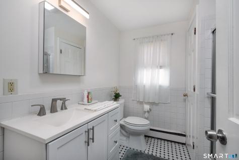 325 Rockwell Avenue Bloomfield CT 06002