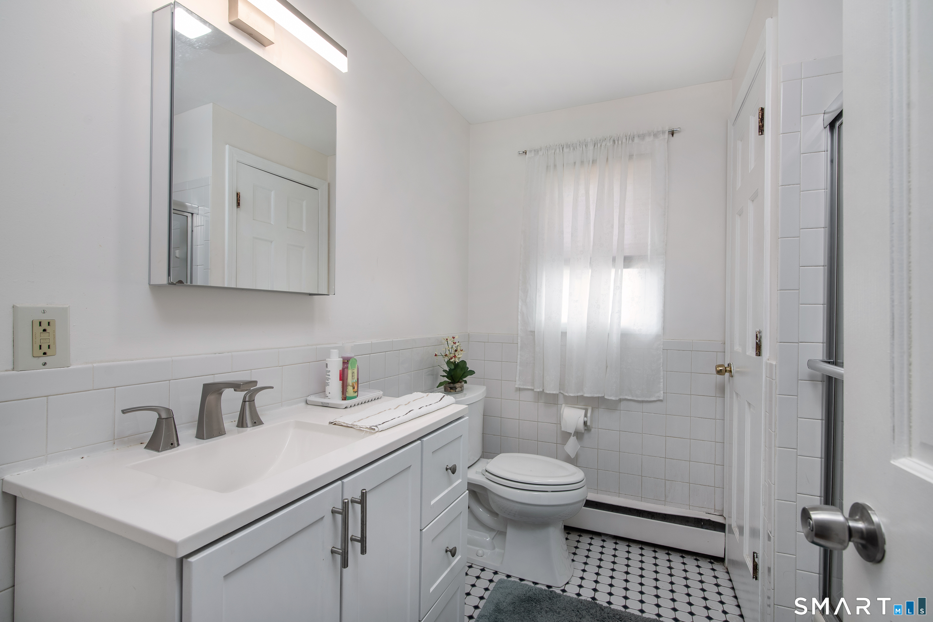 325 Rockwell Avenue Bloomfield CT 06002