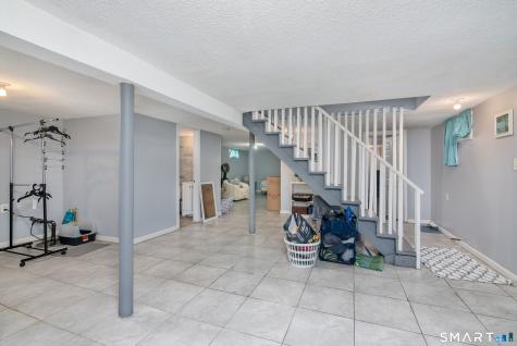 325 Rockwell Avenue Bloomfield CT 06002