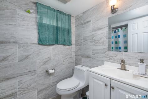 325 Rockwell Avenue Bloomfield CT 06002