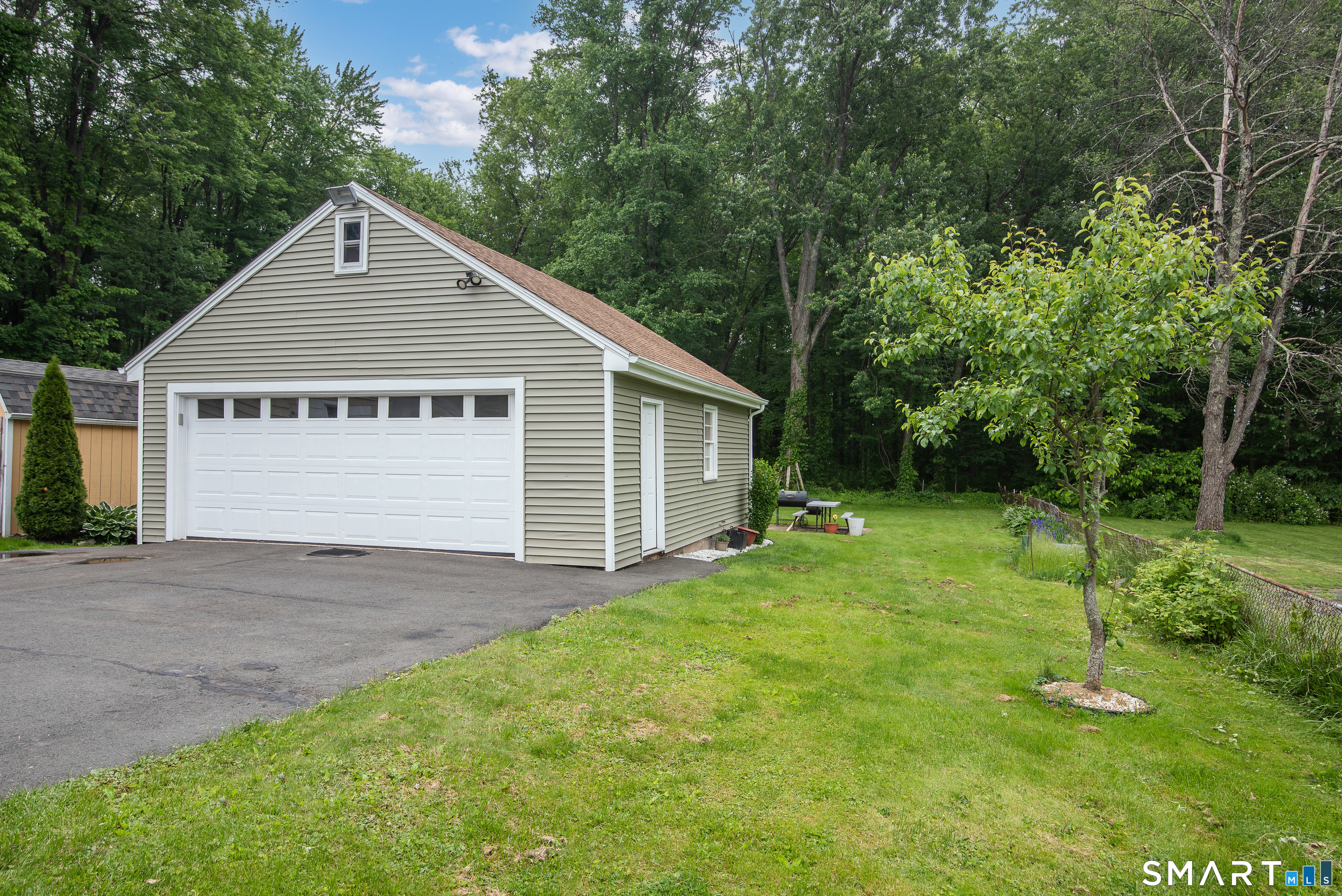 325 Rockwell Avenue Bloomfield CT 06002