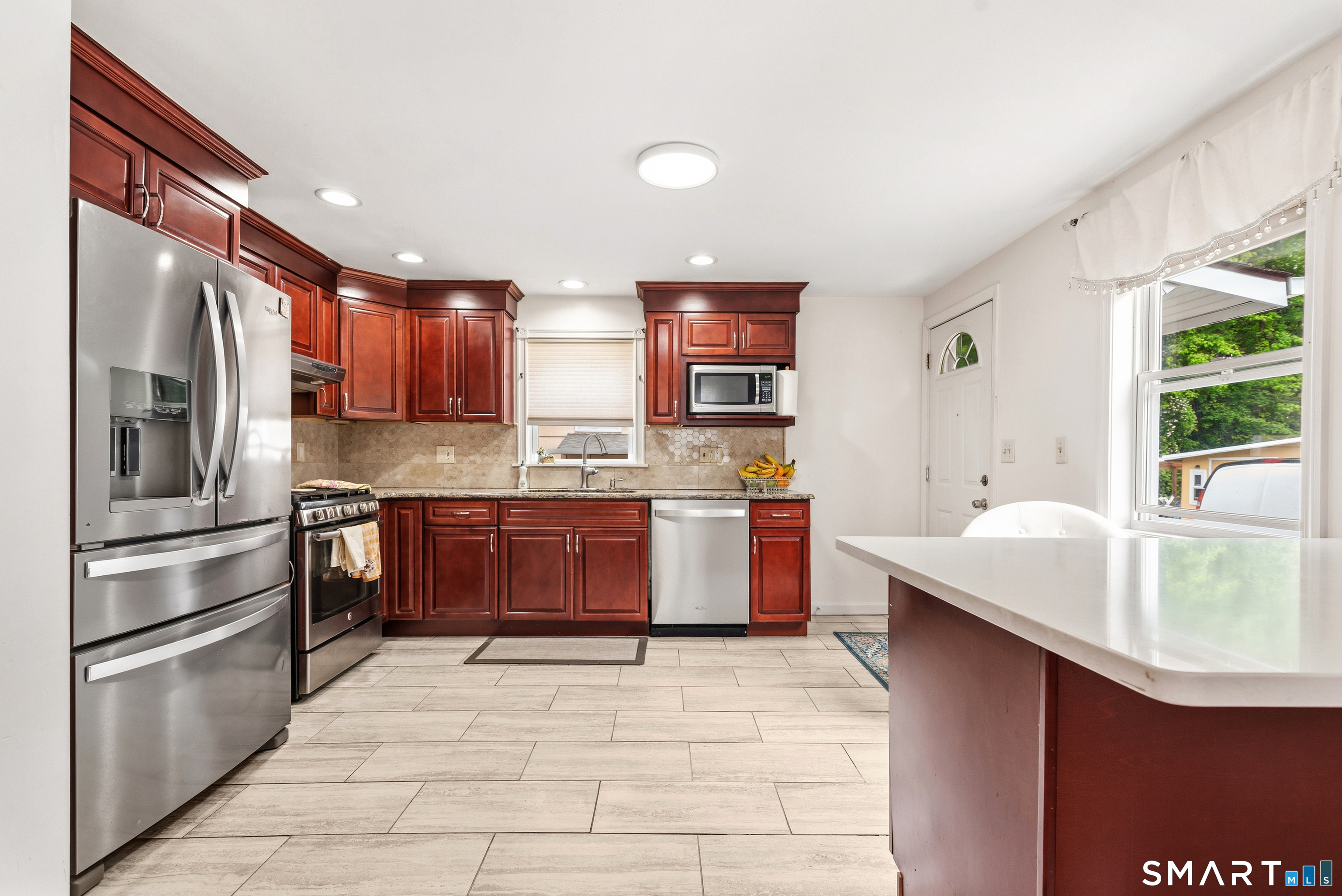 325 Rockwell Avenue Bloomfield CT 06002