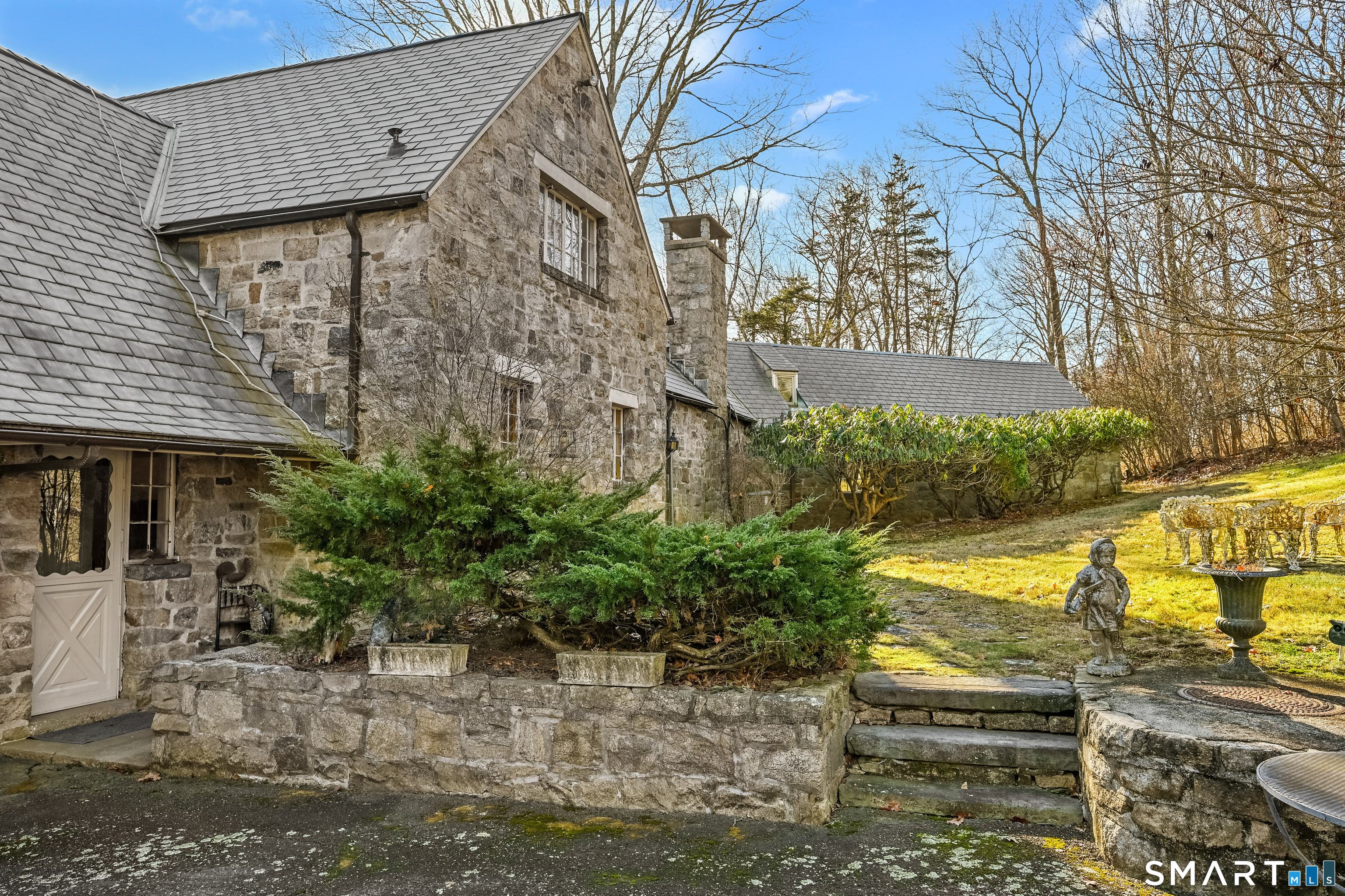 14 Langner Lane Weston CT 06883