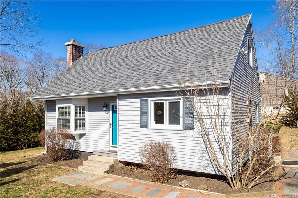 34 Upper Pattagansett Road East Lyme CT 06333
