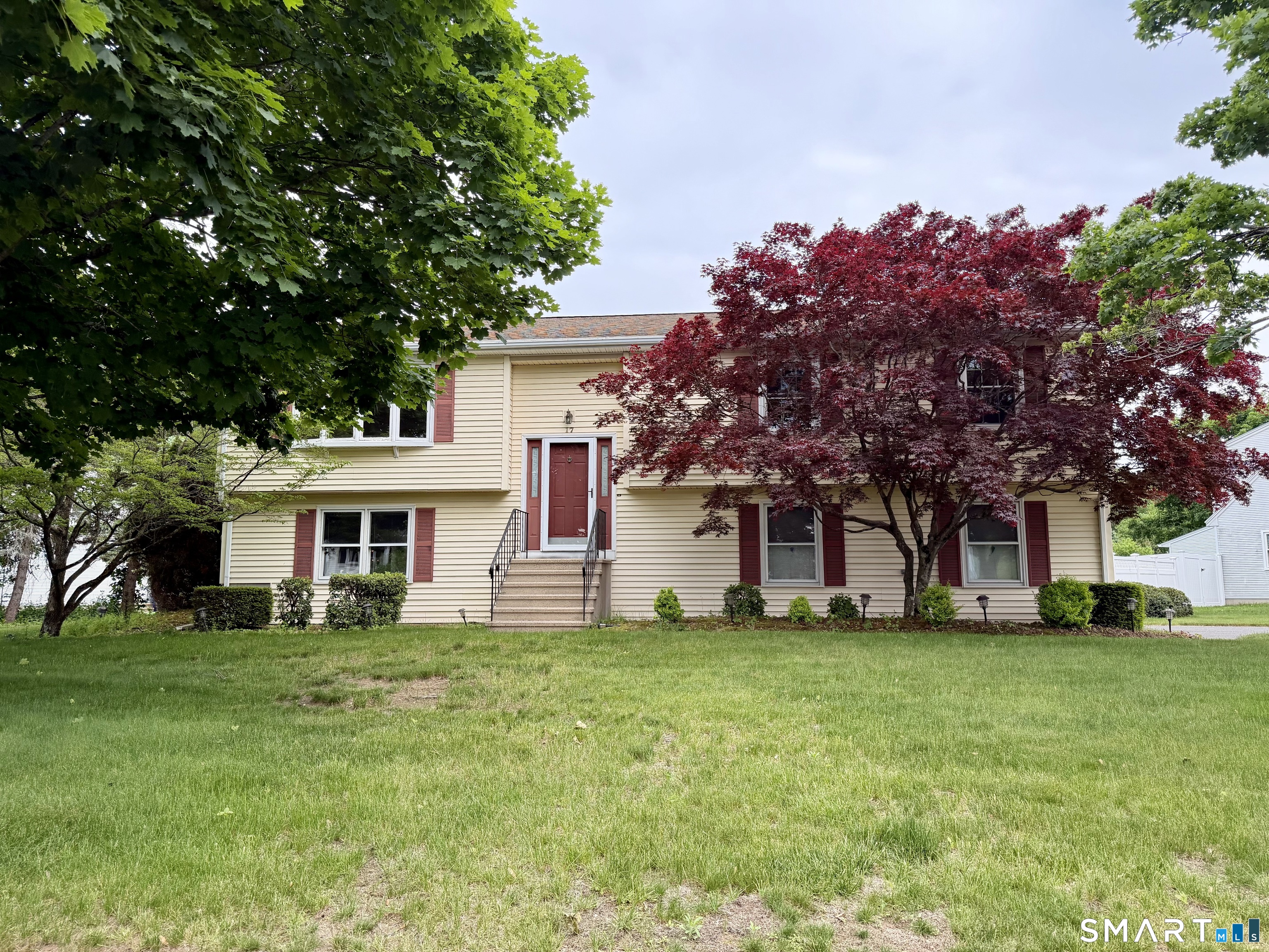 17 Spruceland Road Enfield CT 06082