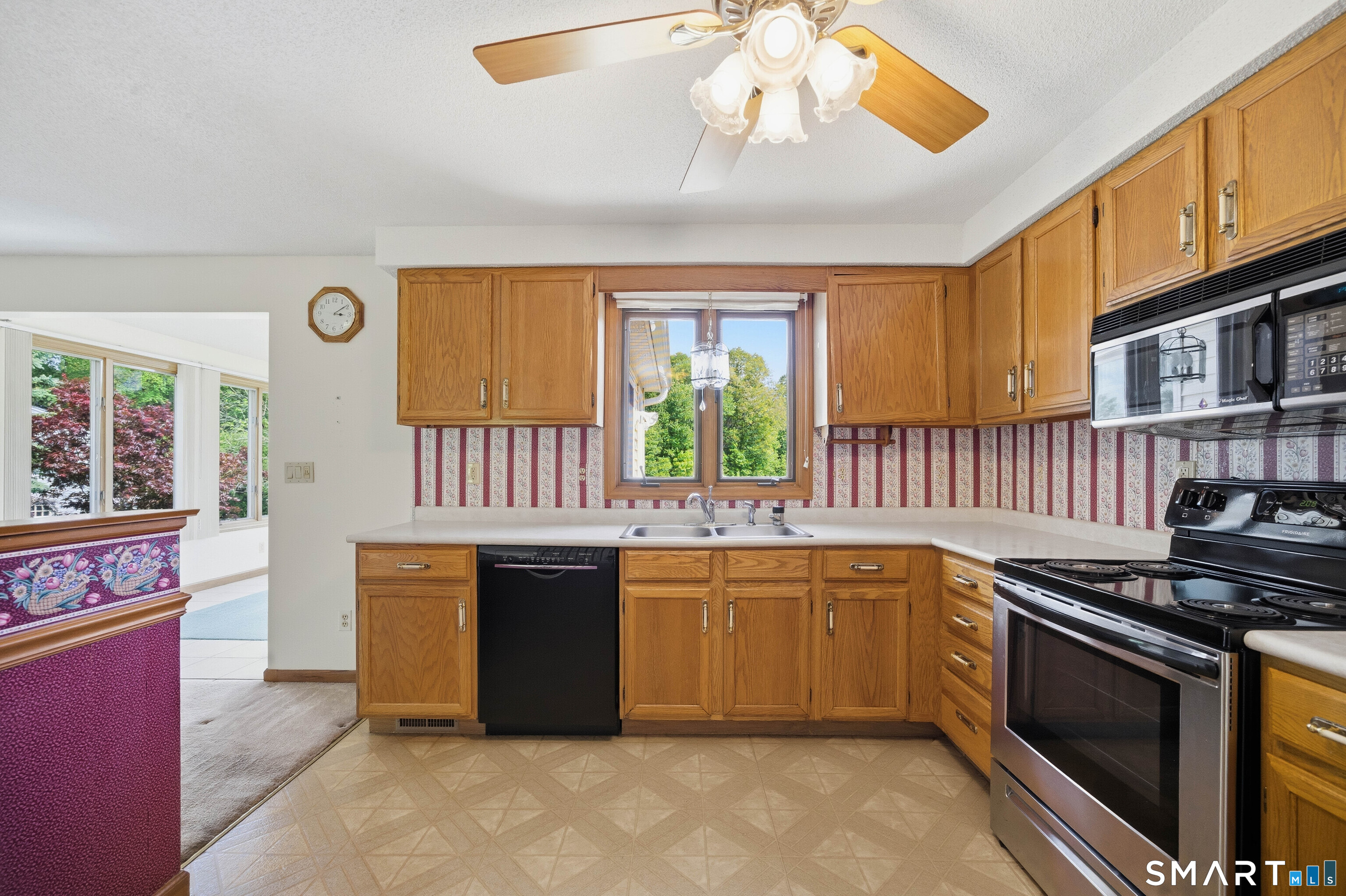 17 Spruceland Road Enfield CT 06082