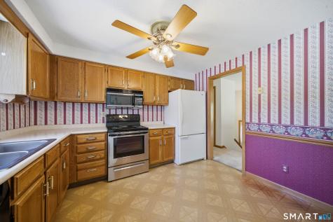 17 Spruceland Road Enfield CT 06082